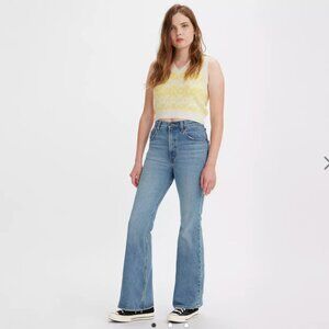 Levi's 70's High Rise Flare Women's Jeans (Never worn!! Perfect condition)